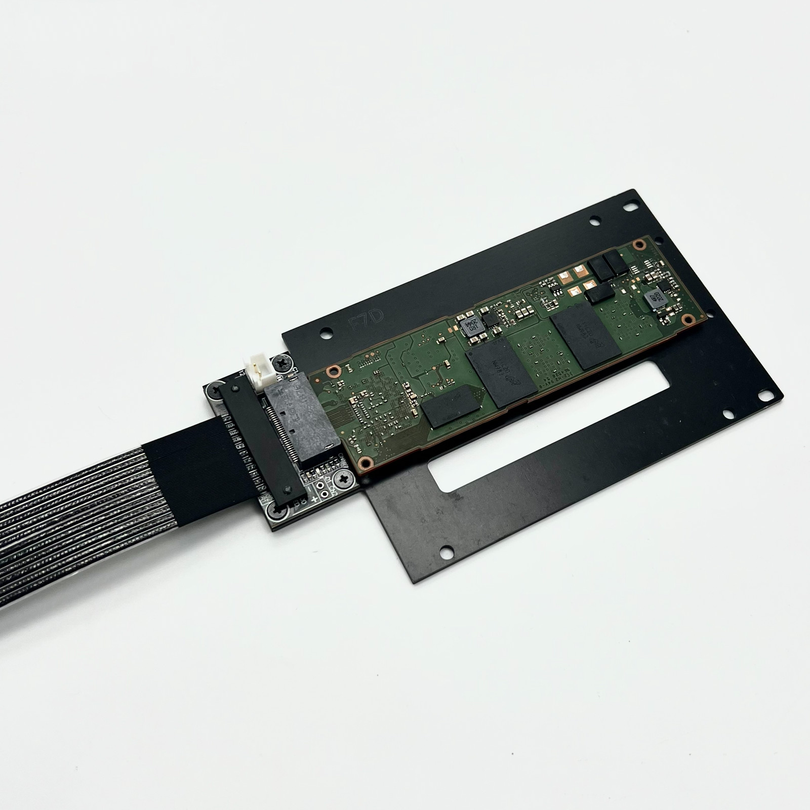 ADT PCIe 5.0 X8 naar E1.S E3.S - Pcie Riser Cable recensie en prijs